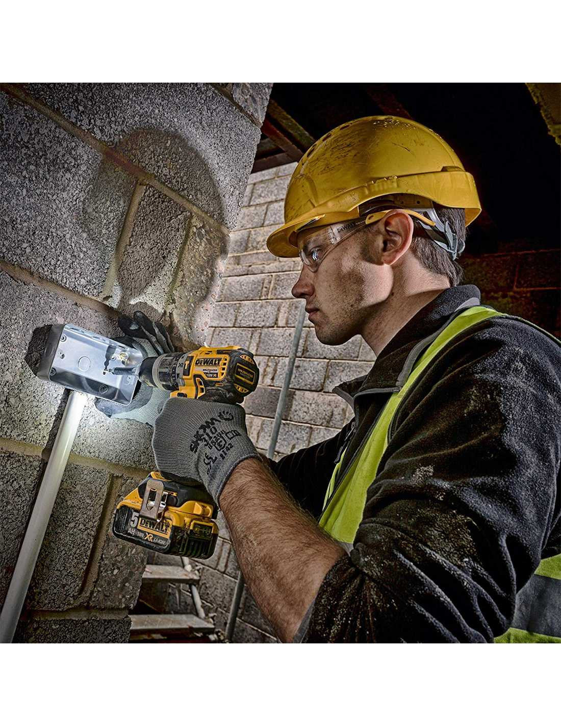 Kit Dewalt con Taladro percutor DCD796 + Sierra Circular DCS391 +  2bat 2Ah + Cargador + TSTAK VI DCK291D2