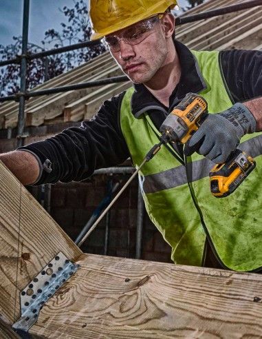 Dewalt Kit 9 outils + 3 battes 5ah + Chargeur DCB1104 + 4xTstak VI DCK991P3 