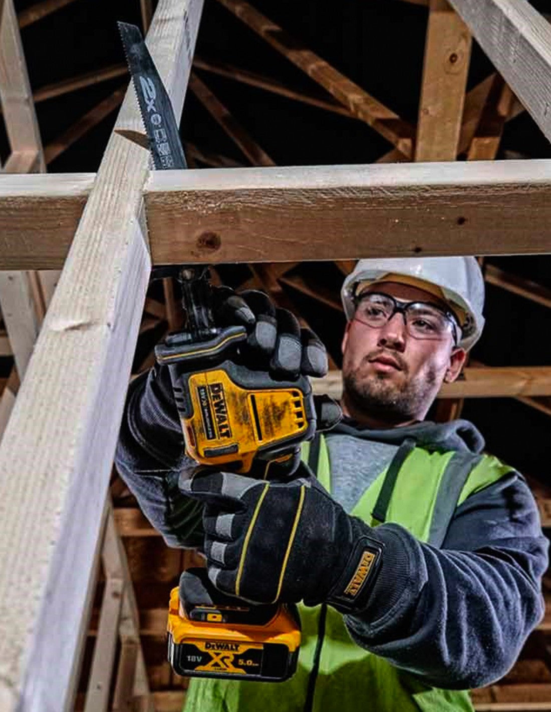 Dewalt Kit 9 outils + 3 battes 5ah + Chargeur DCB1104 + 4xTstak VI DCK991P3 