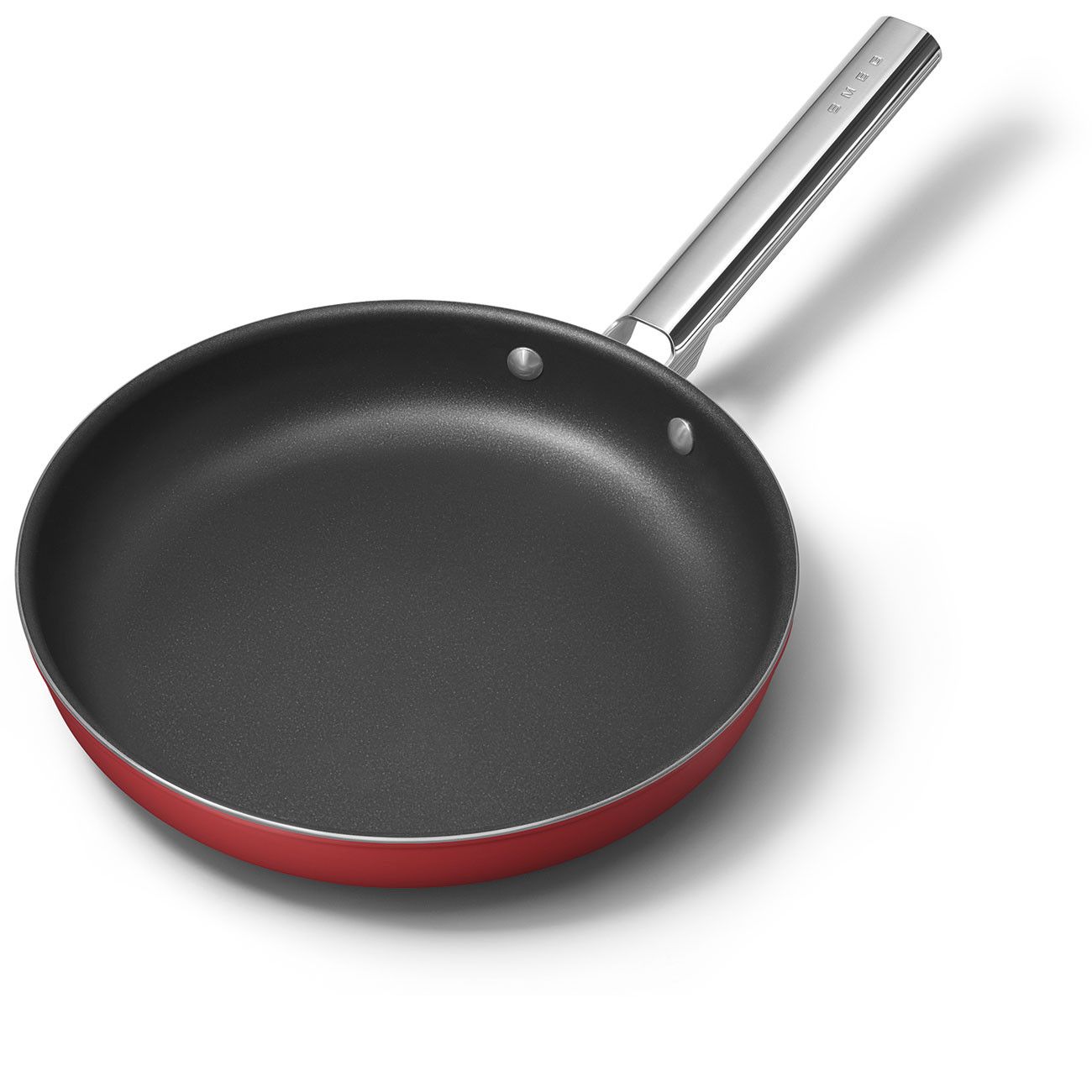 Set of 4 Smeg matte red non-stick frying pans