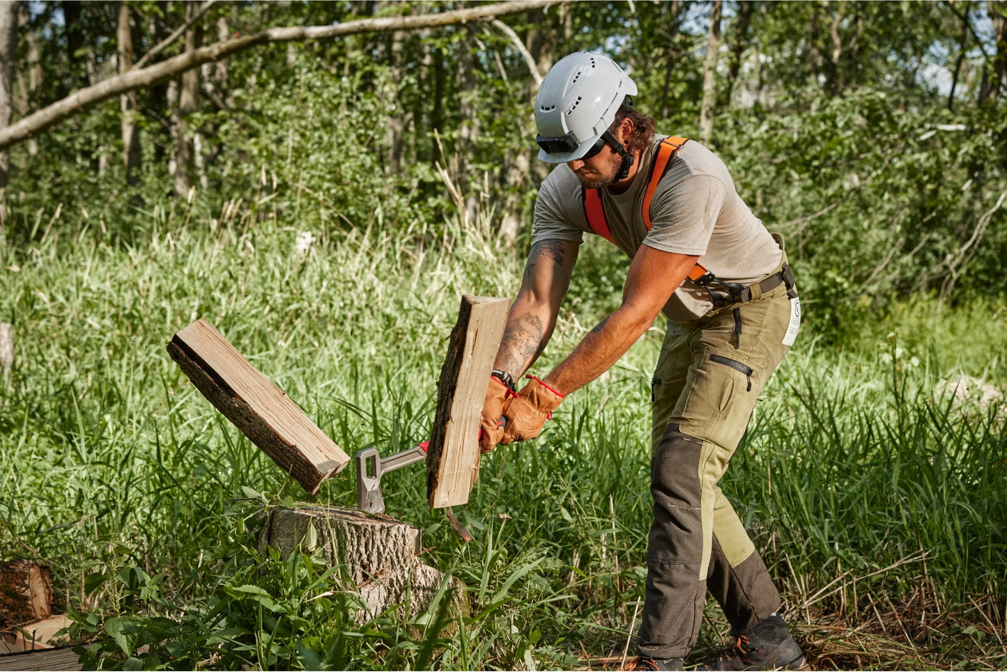 Hache en acier forgé 66 cm Milwaukee