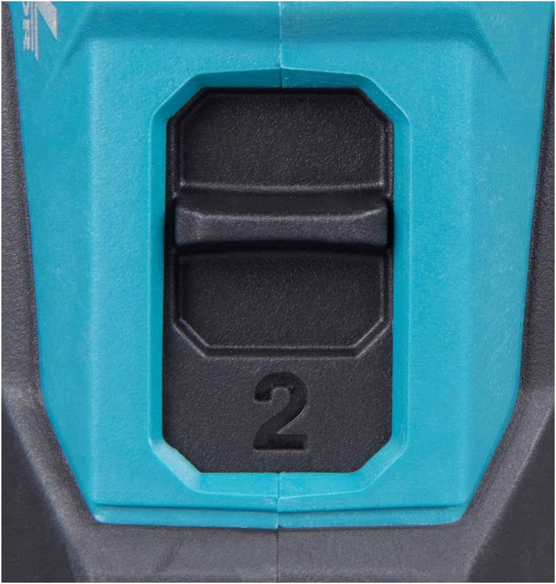 Taladro combinado BL 18V LXT con 2 bat 3Ah + Cargador + Maletín Makita DHP490SFJ