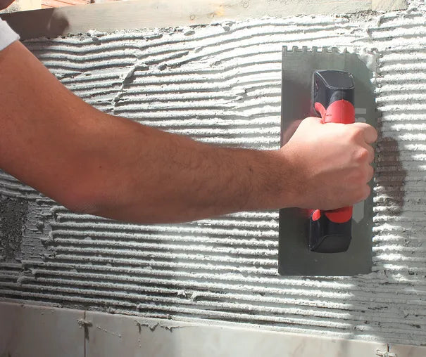 Peigne en acier 28 cm avec manche fermé Rubiflex Rubi 75958