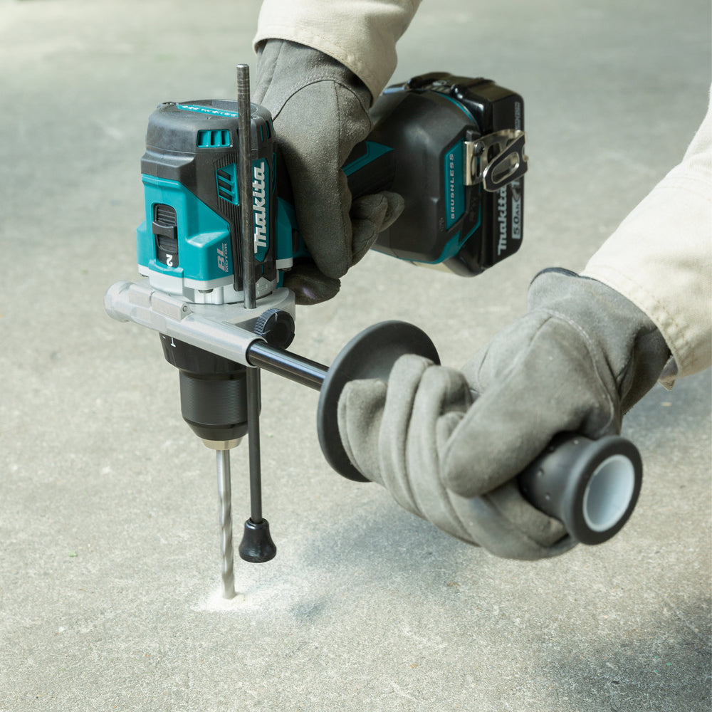 Perceuse-visseuse à percussion Makita DHP493RTJ 18V LXT avec 2 batteries 5 Ah, chargeur et coffret de transport