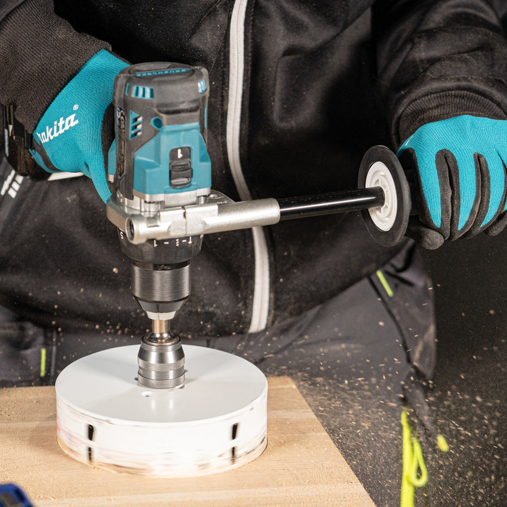 Perceuse-visseuse à percussion Makita DHP493RTJ 18V LXT avec 2 batteries 5 Ah, chargeur et coffret de transport