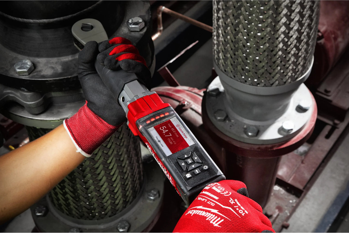 Clé à cliquet dynamométrique Milwaukee M12 Fuel One-Key 1/2" avec batterie, chargeur et étui de transport M12 ONEFTR12-201C