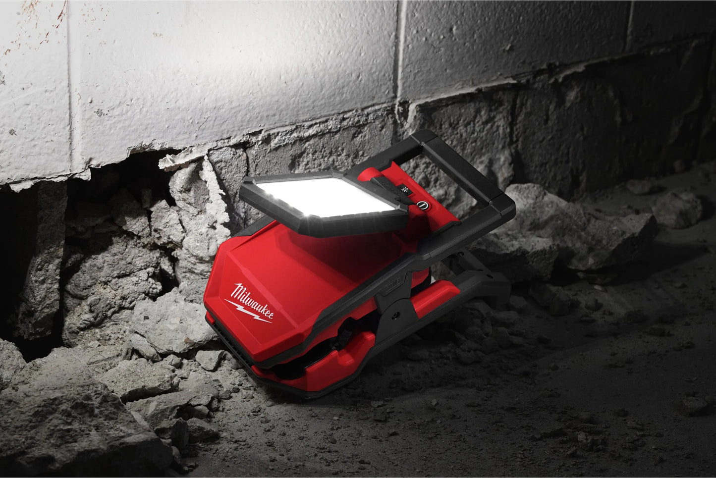 Projecteur de zone pivotant Milwaukee M18 PAL2-0