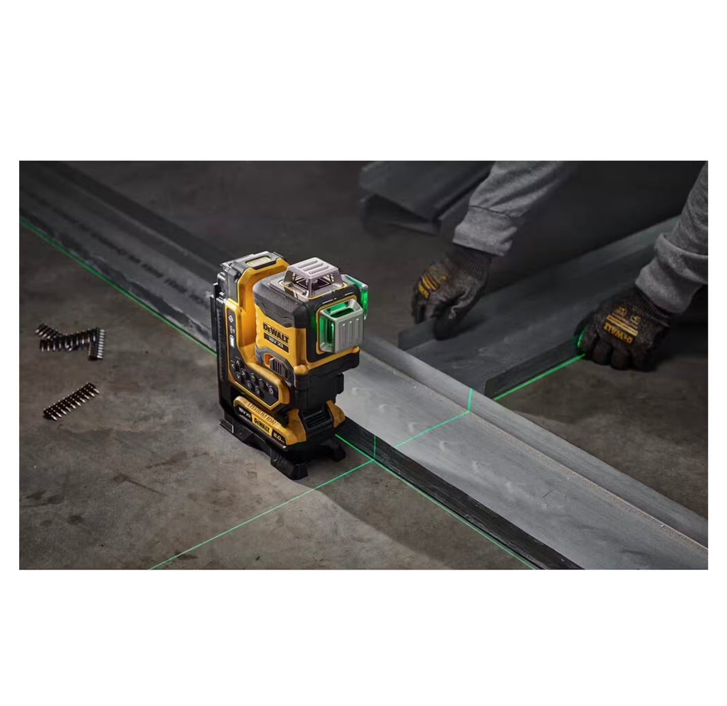 Niveau laser autonivelant vert Dewalt XR 18 V 3 lignes 360° avec télécommande DCLE34035B