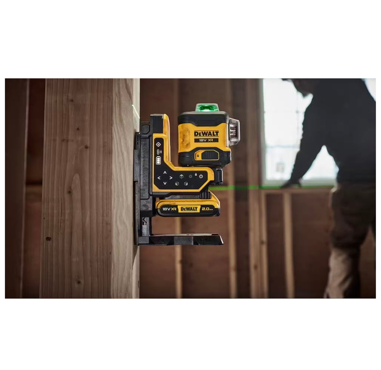 Niveau laser autonivelant vert Dewalt XR 18 V 3 lignes 360° avec télécommande DCLE34035B